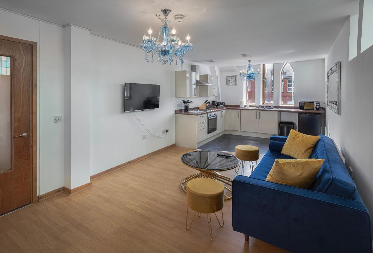 Elegant Church Conversion Close To Blackpool Tower Exteriör bild
